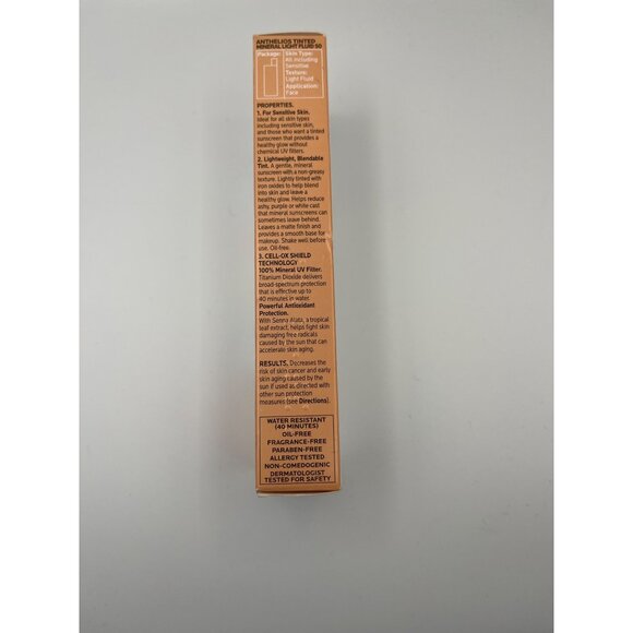 La Roche-Posay Anthelios Tinted Mineral Light Fluid SPF 50 - Picture 3 of 6